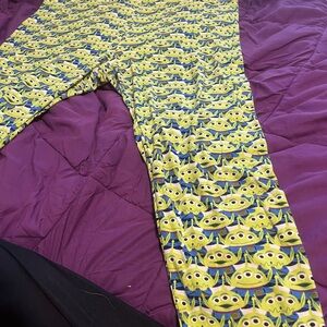 Alien Print toy story leggings Green and Yellow